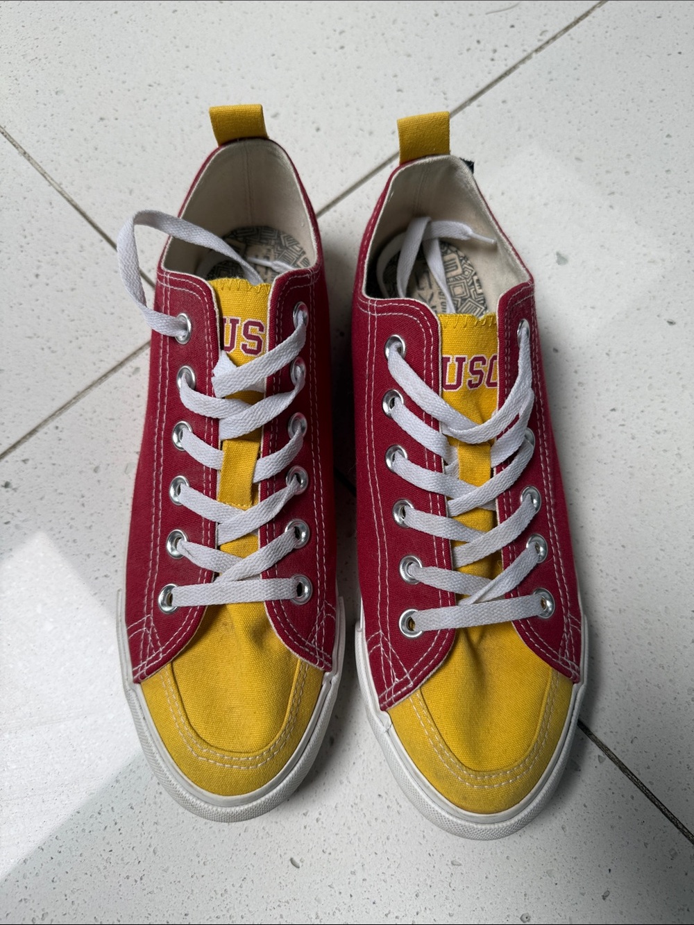 USC Unisex Sneakers